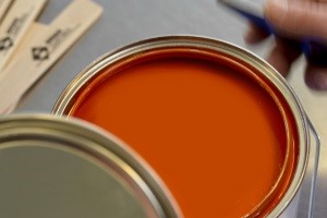 Verf in blik_oranje